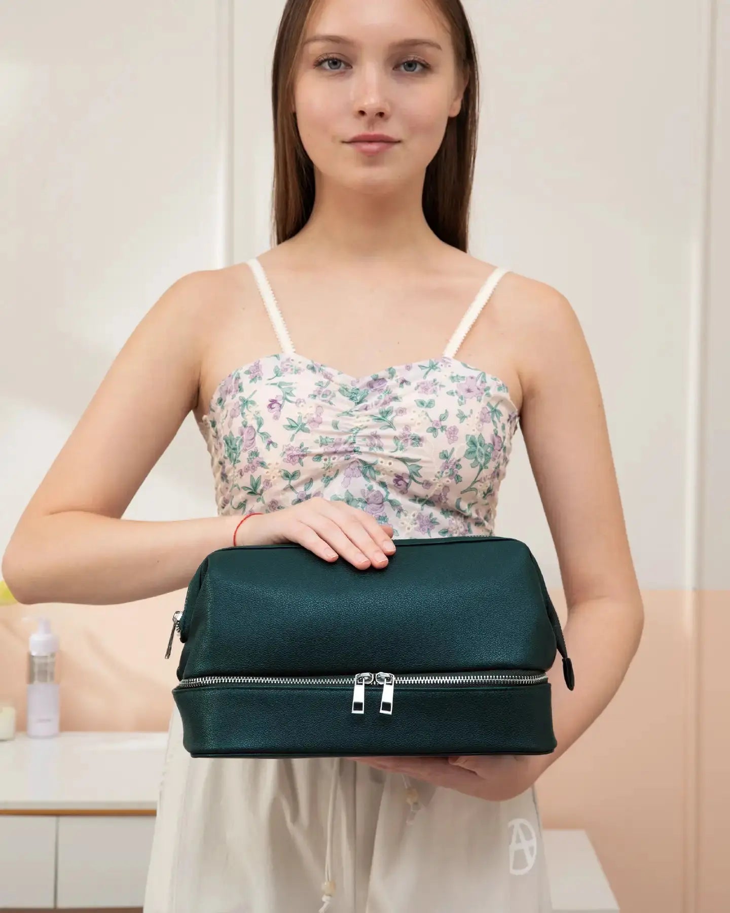 Vegan Leather Toiletry Bag nobltravel