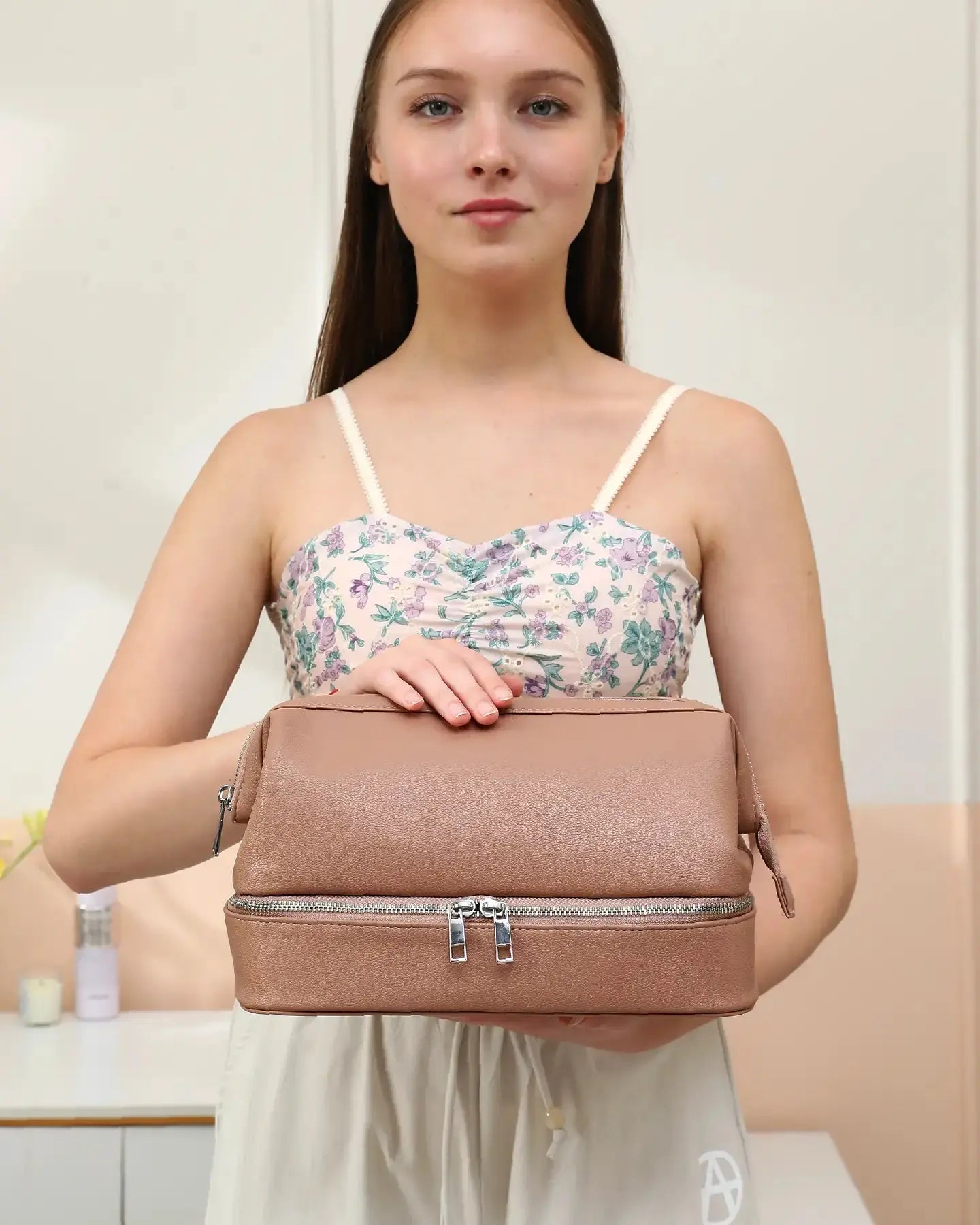 Vegan Leather Toiletry Bag nobltravel