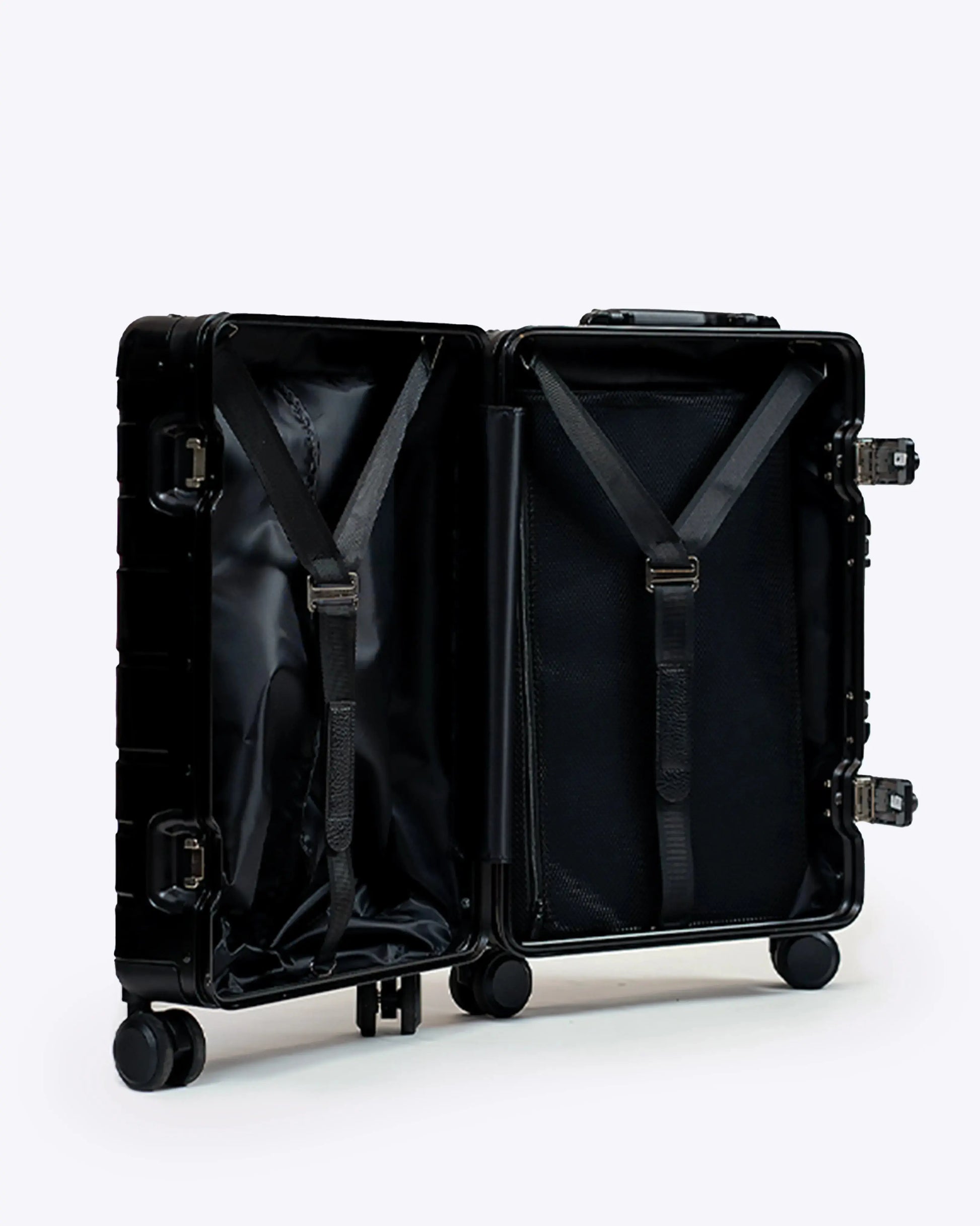 Carry-On: Aluminum nobltravel