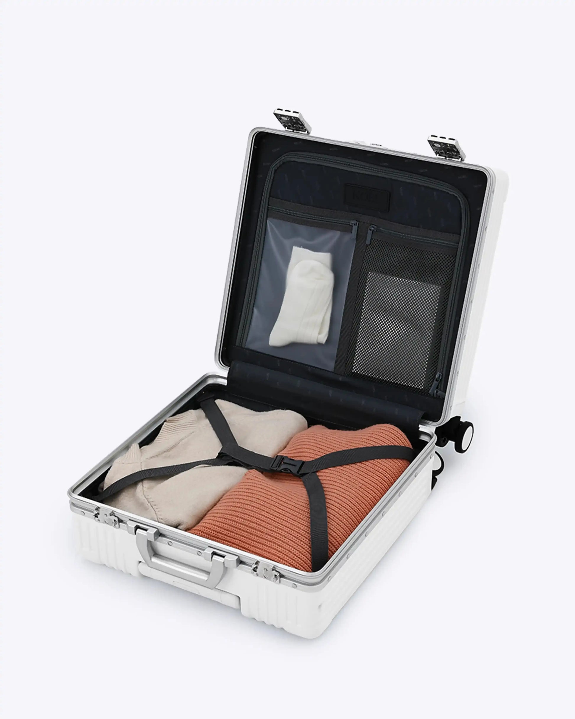 Carry-On: All-In-One Mini nobltravel