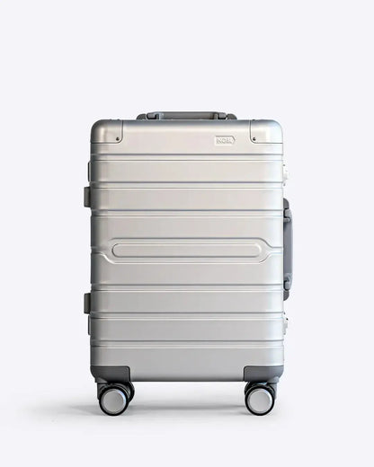 Carry-On: Aluminum nobltravel