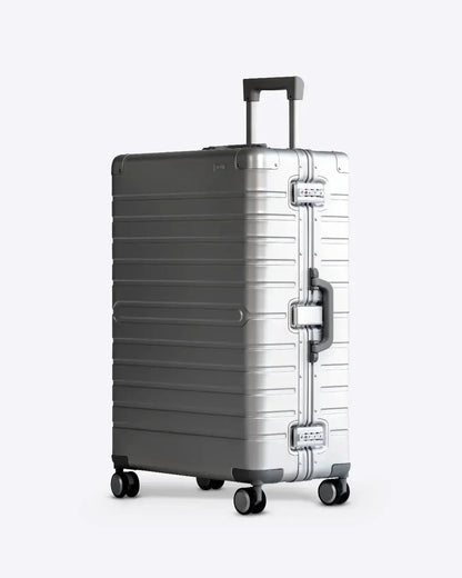Check-in: Aluminum 28" nobltravel