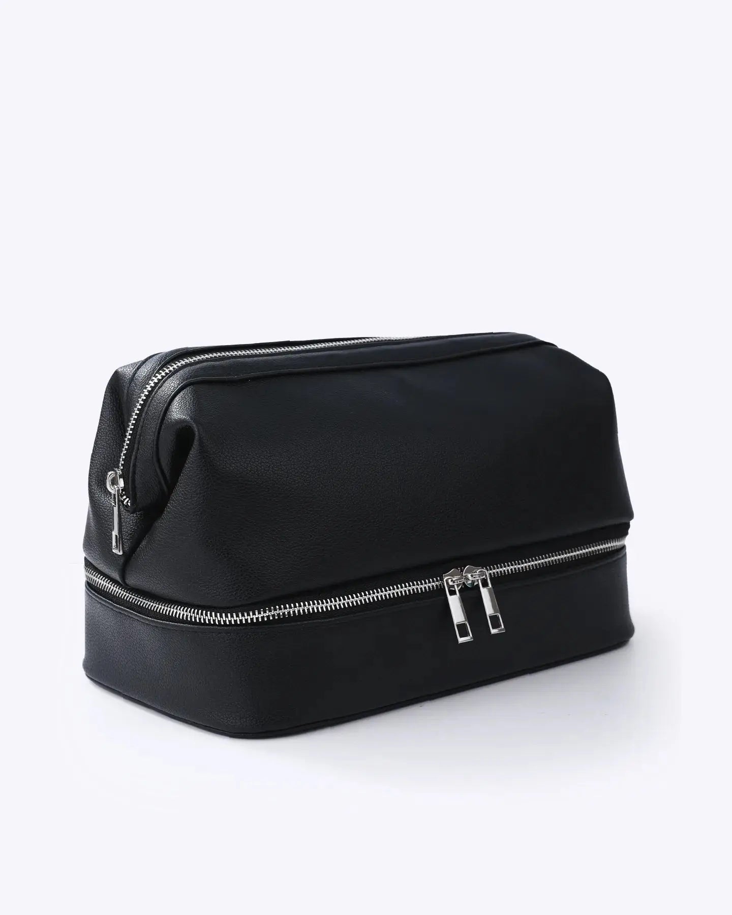 Vegan Leather Toiletry Bag nobltravel