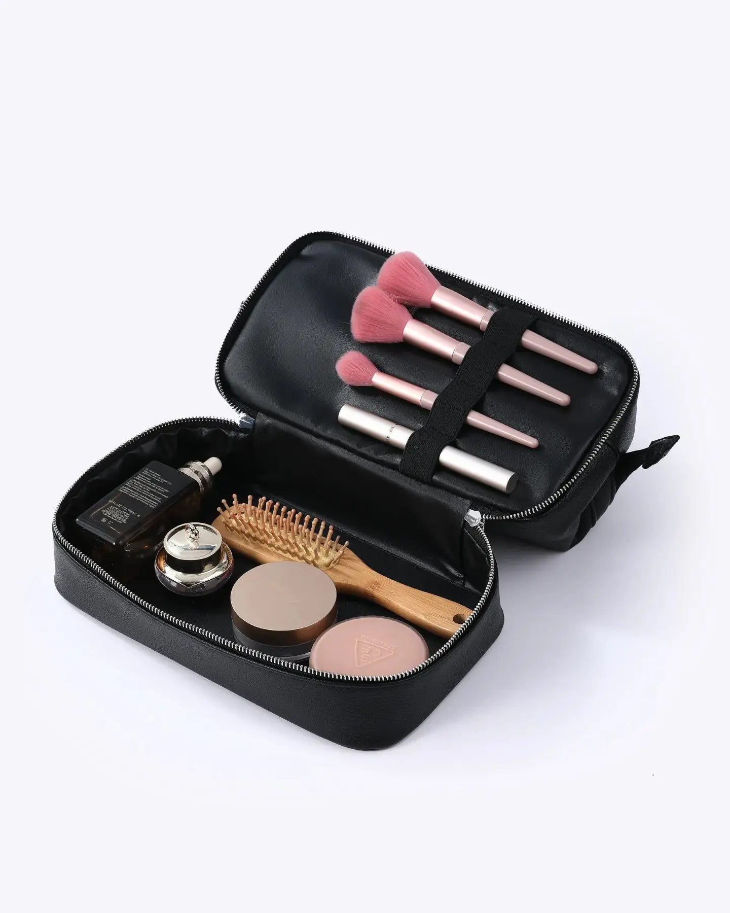 Vegan Leather Toiletry Bag nobltravel