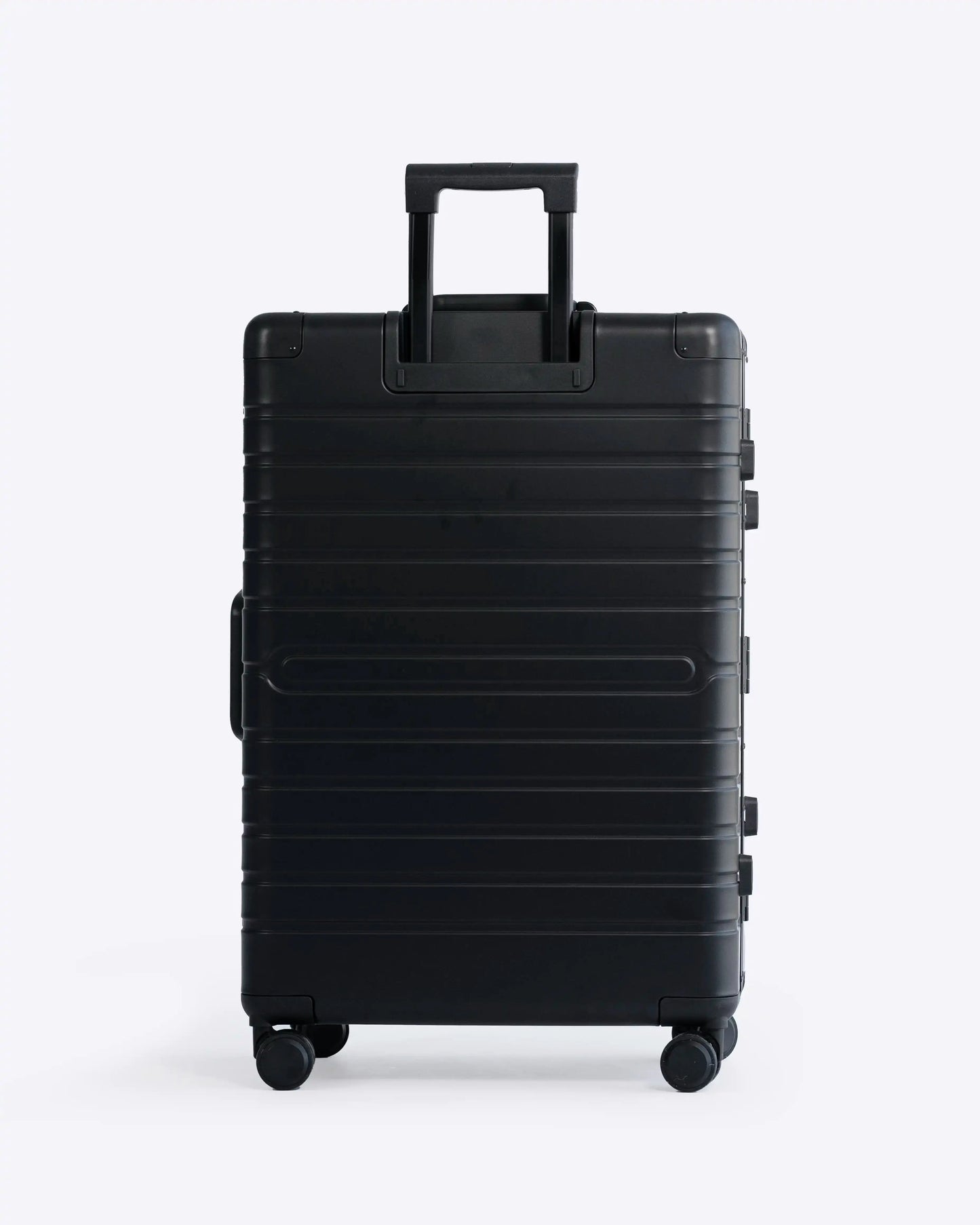 Check-in: Aluminum 28" nobltravel