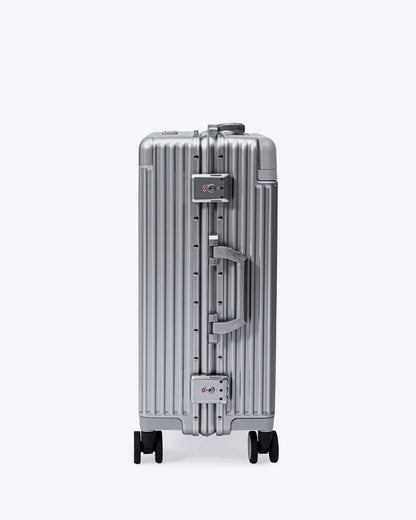 Carry-On: All-in-One Wide Handle nobltravel