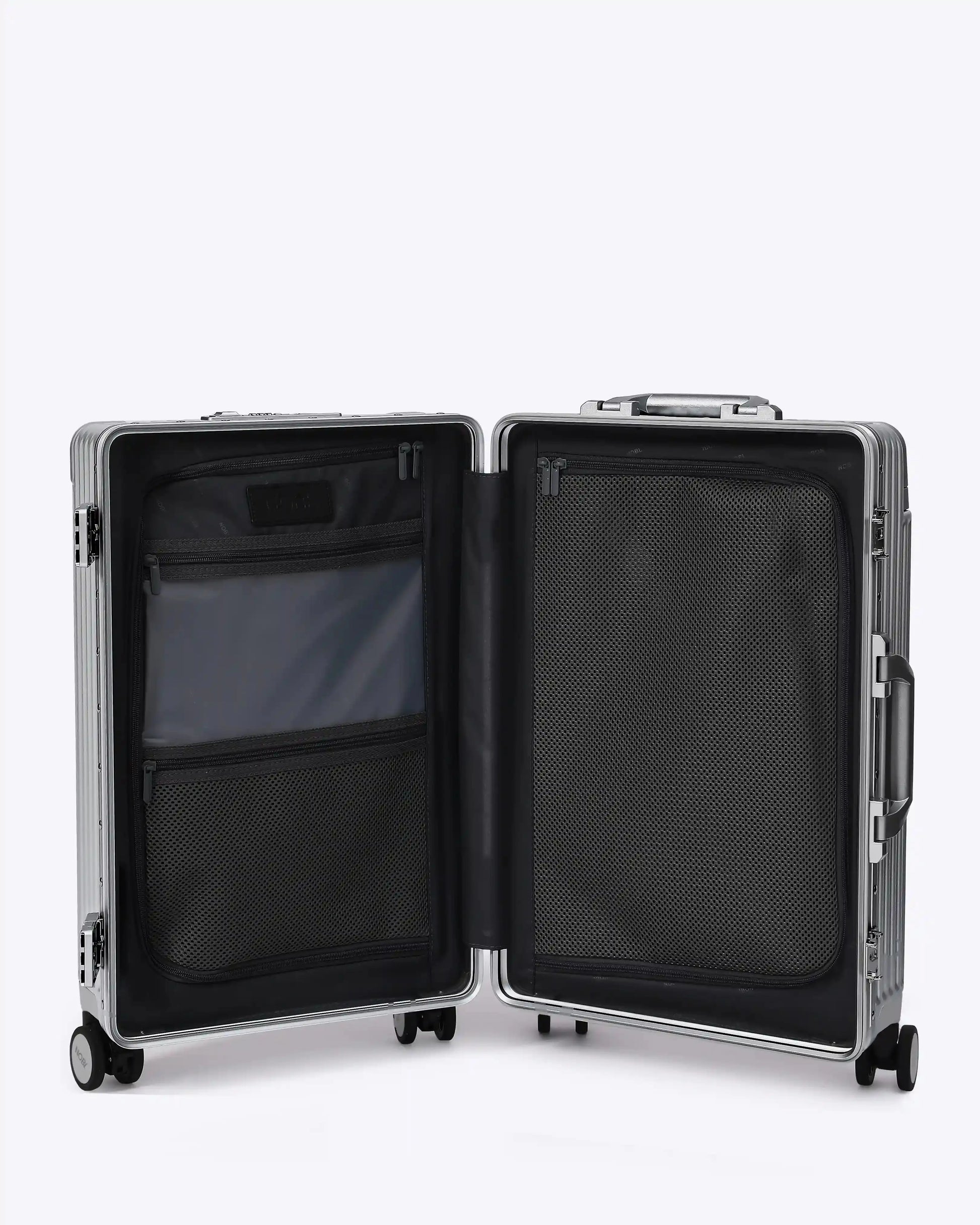 Carry-On: All-in-One Wide Handle nobltravel