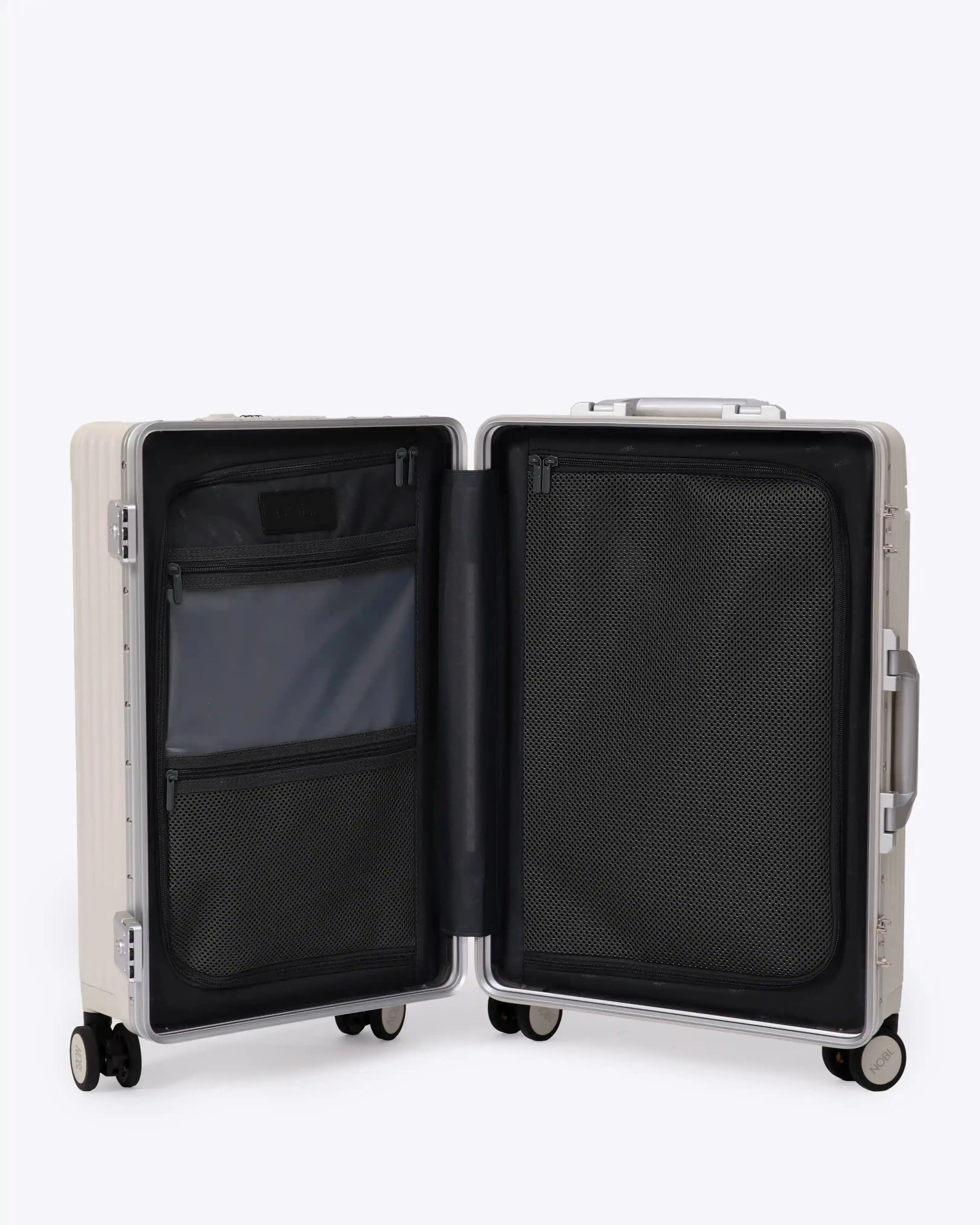 Carry-On: All-in-One Wide Handle nobltravel