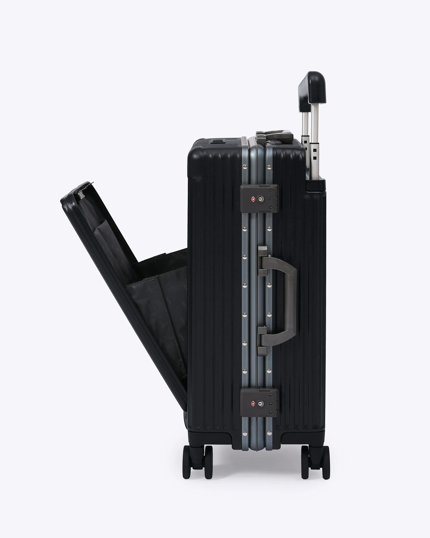 Carry-On: All-in-One Wide Handle nobltravel
