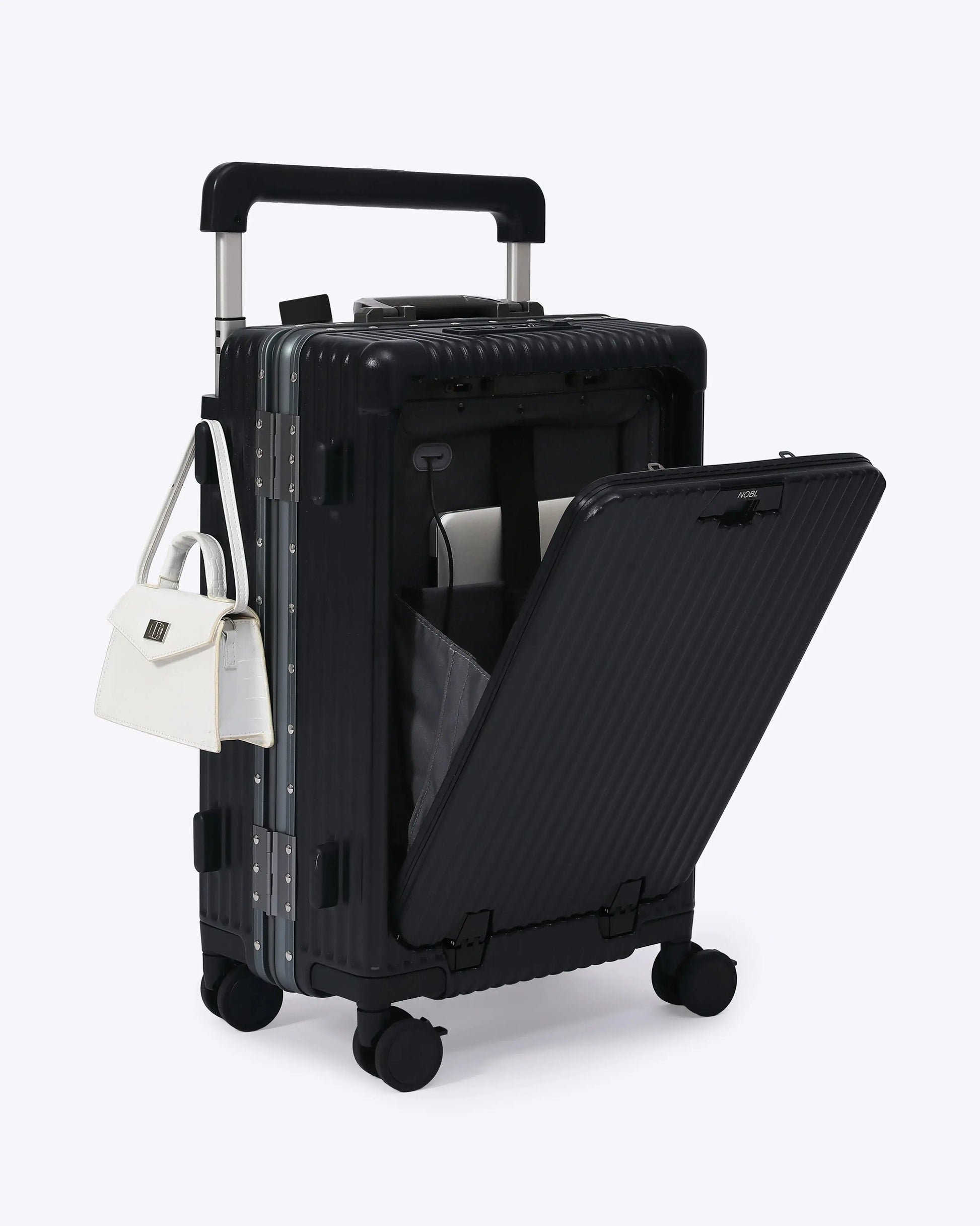 Carry-On: All-in-One Wide Handle nobltravel