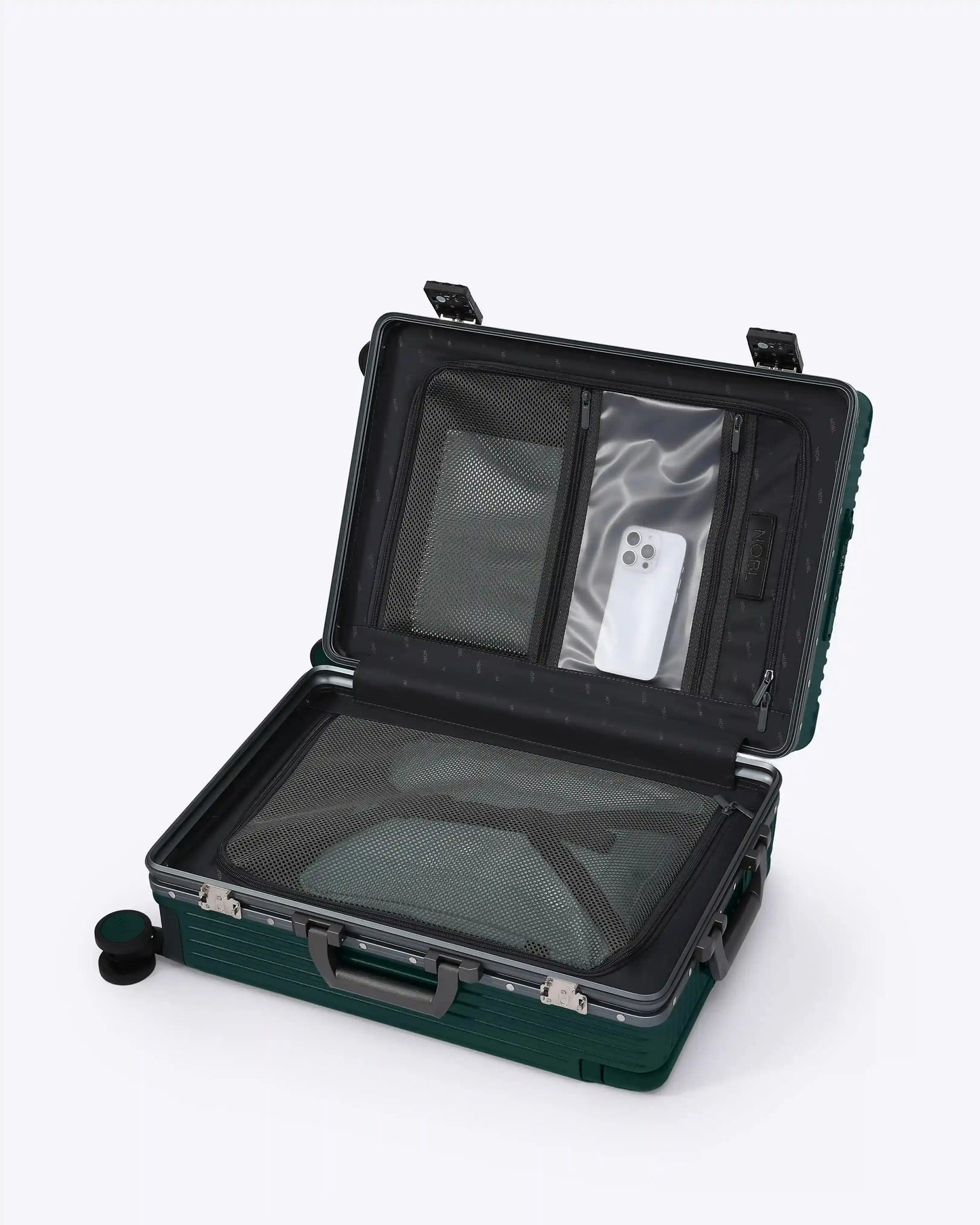 Carry-On: All-in-One Wide Handle nobltravel