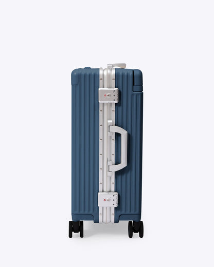 Carry-On: All-in-One Wide Handle nobltravel