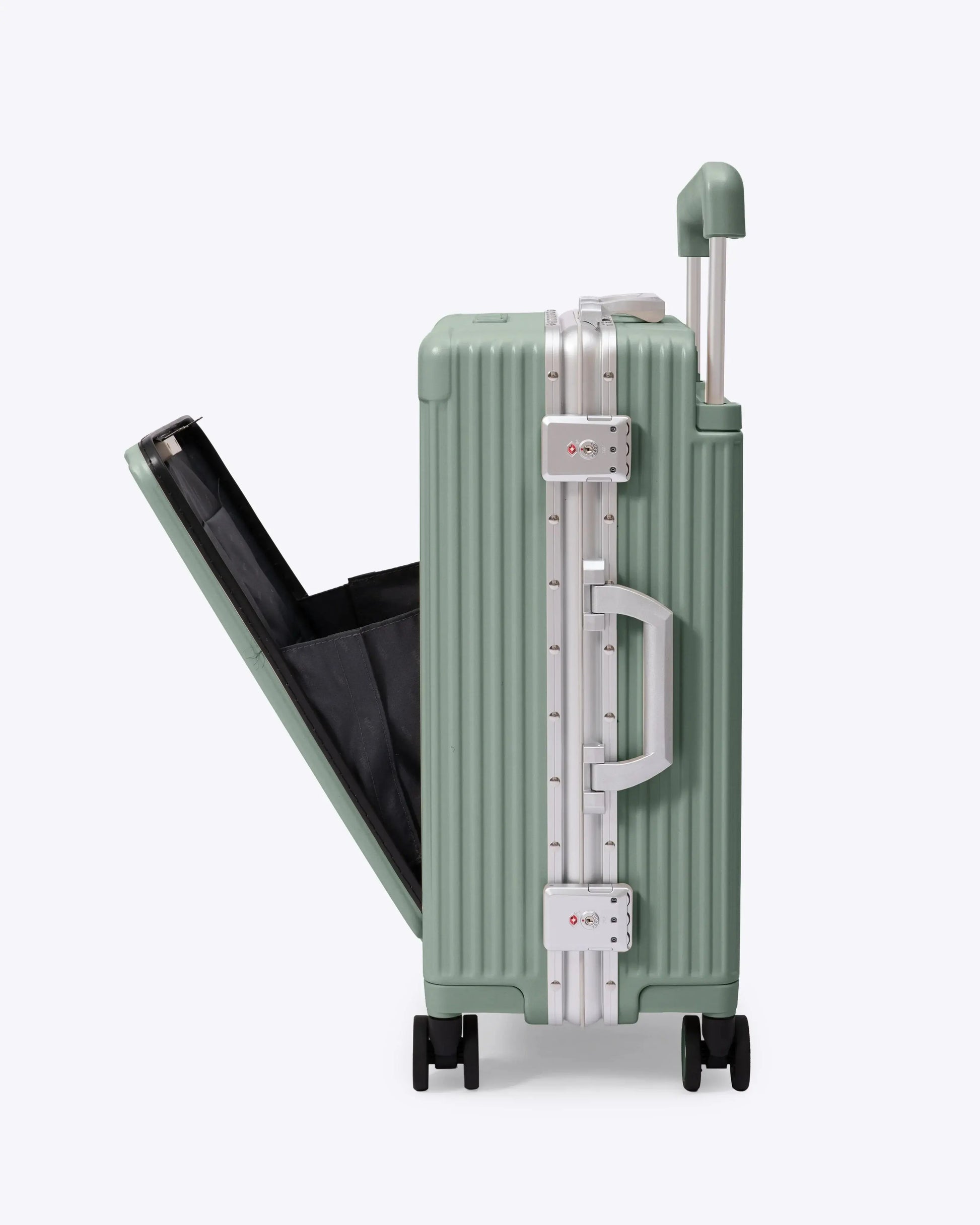 Carry-On: All-in-One Wide Handle nobltravel